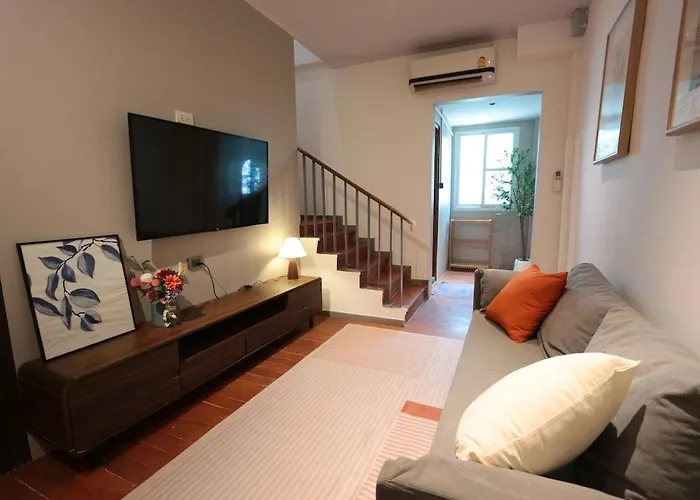 5 Min Walk To Bts - New Listing Бангкок