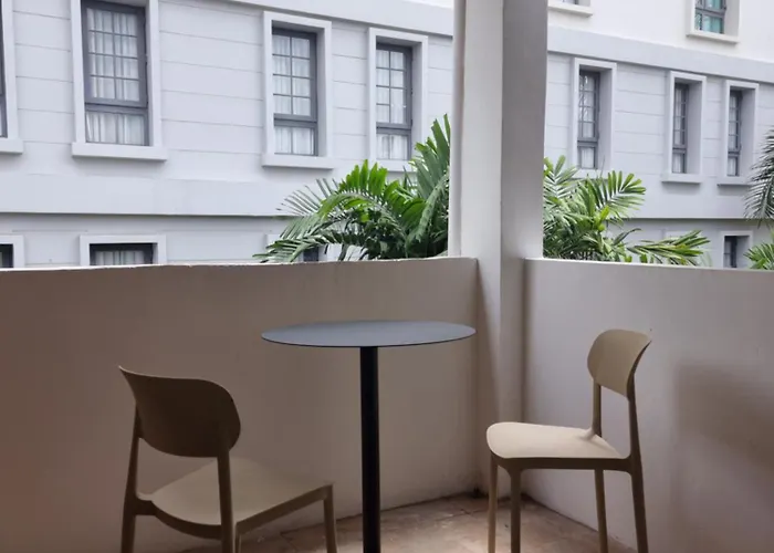 Апартаменты 5 Min Walk To Bts - New Listing *